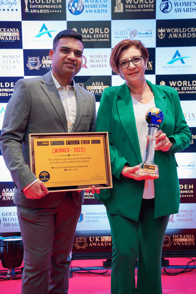 Hotel general manager and marketing lead completing a nomination form together